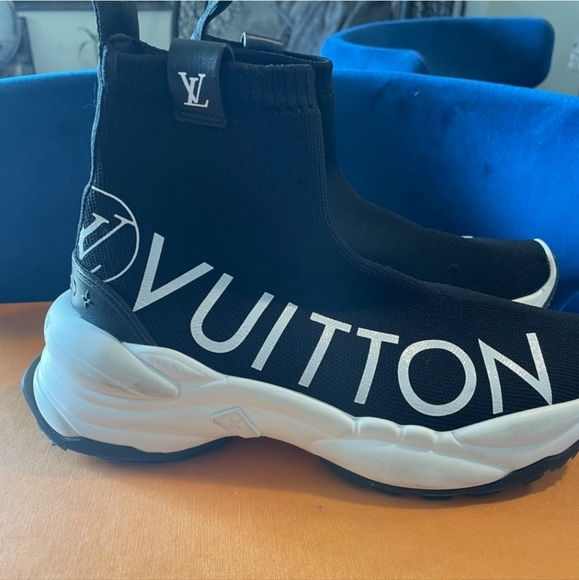 Louis Vuitton run sneaker boot - Picture 5 of 9